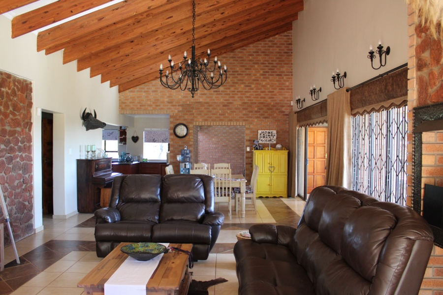 4 Bedroom Property for Sale in Swartruggens North West